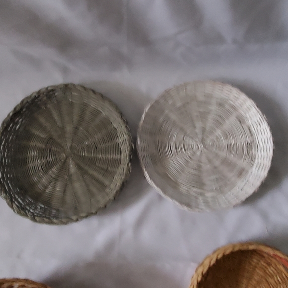 5 Wicker Baskets  Vintage Rattan Boho Raffia Straw Small Cottagecore Wall Decor - Picture 2 of 5